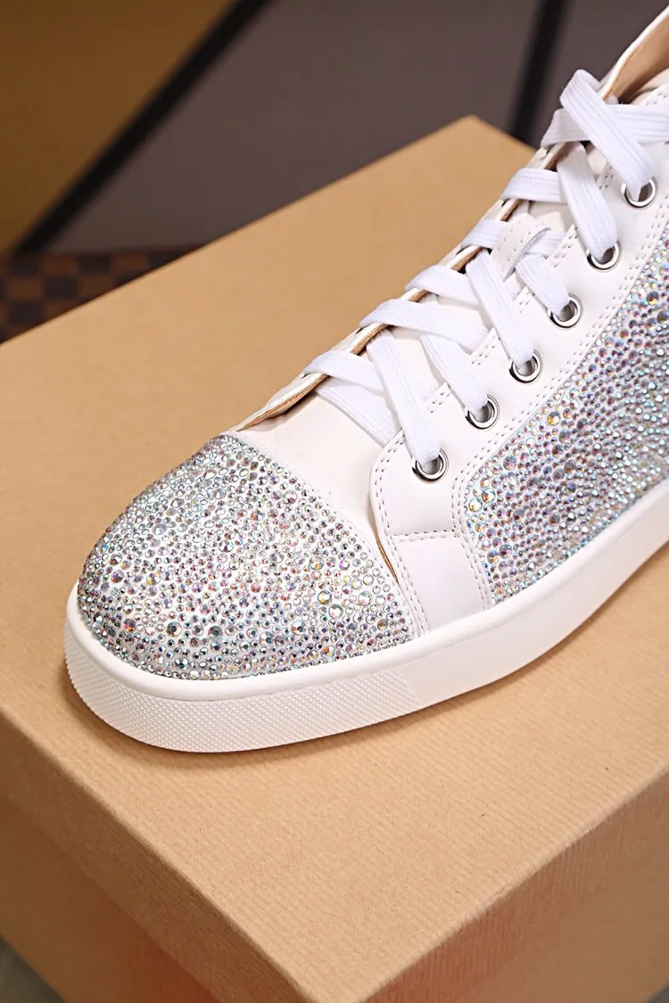 Ex-factory price 480. christian louboutin (CL red sole shoes) counter hot diamond series, high-top casual sneakers for couples 📢 📢 📢 Exclusive hot style release 🎈🎈💪 Movable latex feet 👻 Finished outsole sewing line [satisfied] 😝Female 35-40# Male 38#-46, global supply😝 [Top version]: original imported cowhide upper, top original leather lining, original molded TPU outsole, original 1:1 detail processing, original shoe last, large quantity available from stock,